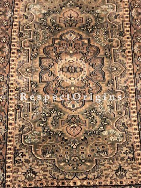 Fiza Series; Rich and Colourful Hand-knotted Wollen Persian-Style Carpet Area Rug; 5 X 3 Feet. Com